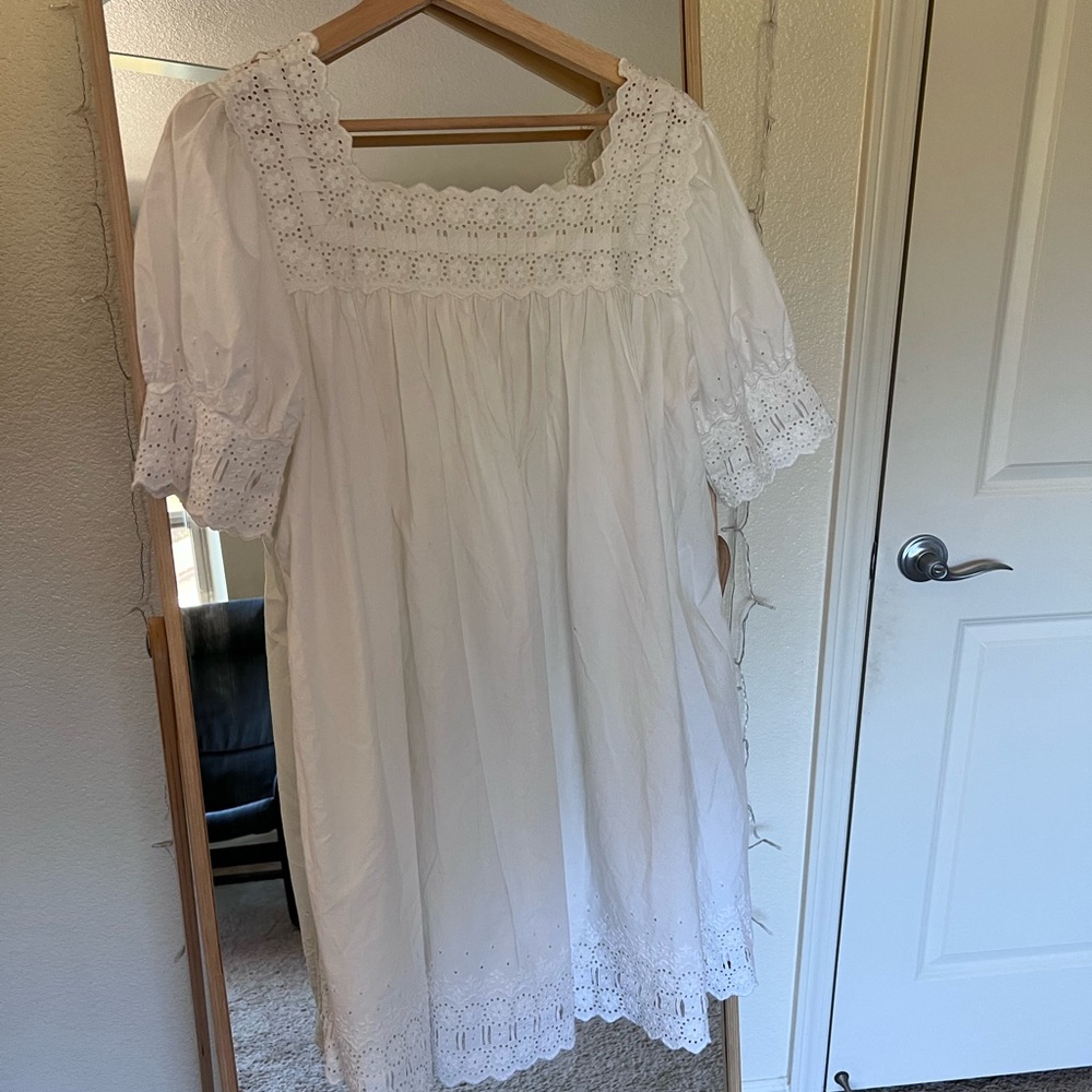 Doen White Eyelet Mini Dress - Picture 6 of 6